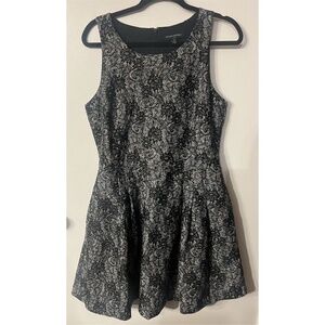 Banana Republic Petite Lace Black Fit-and-Flare Formal‎ Dress Size 12
